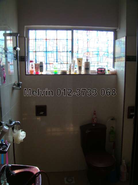 Unit1 - Bathroom
