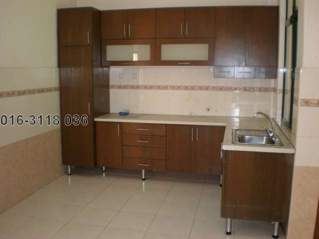Dry Kitchen