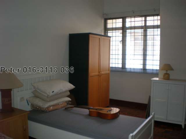 Bedroom(upstairs)
