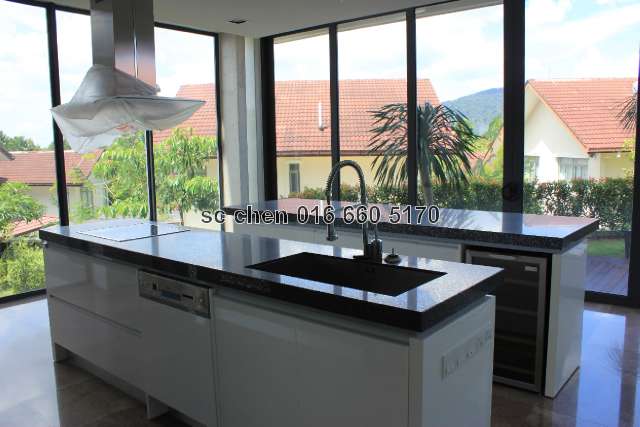 Well equiped kitchen