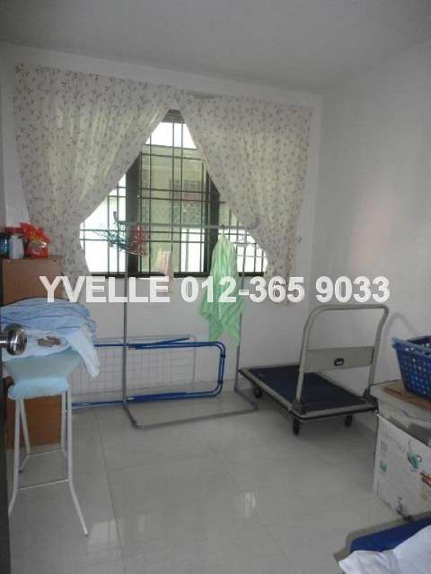 Maid's Room