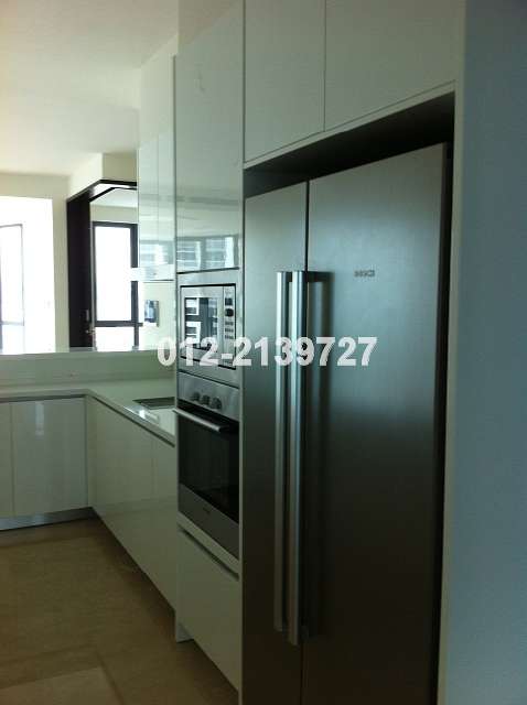 Dry Kitchen