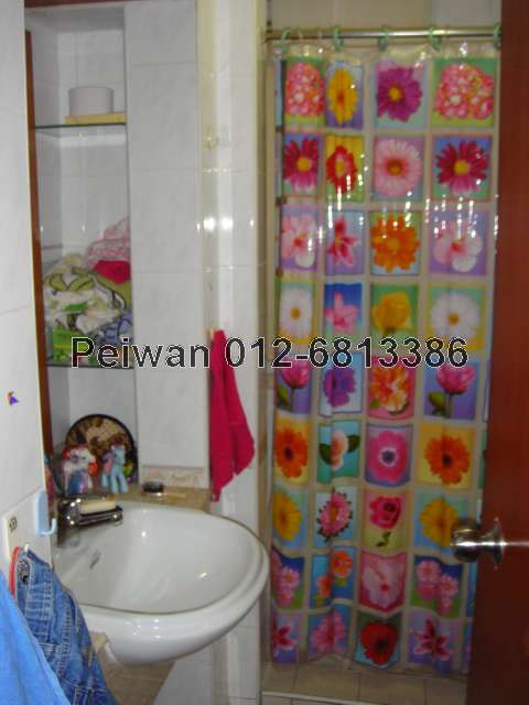 2nd bathroom