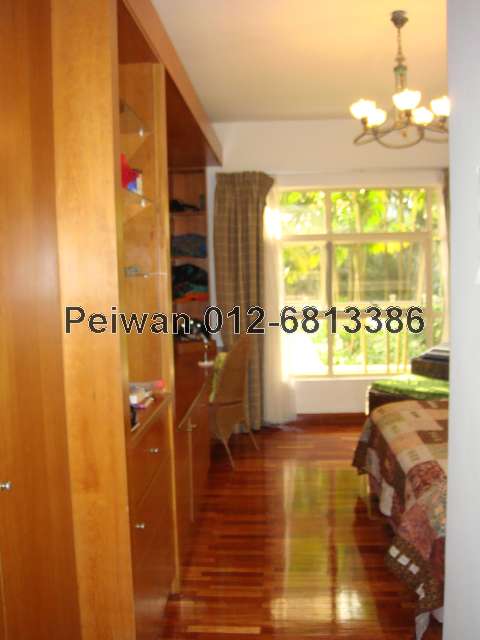 Entrance to master bedroom