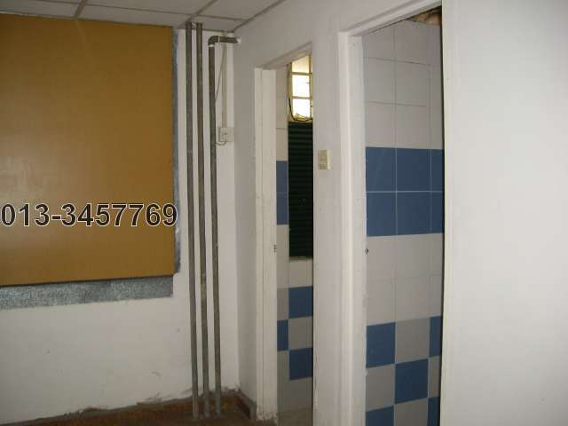 1st Floor Toilet
