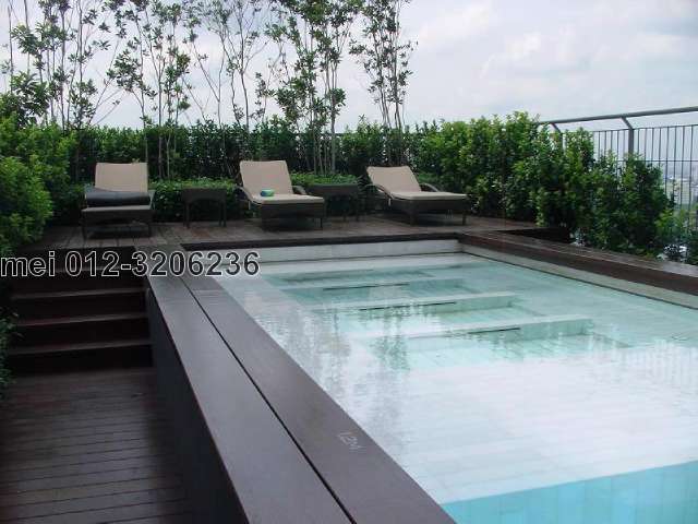Jacuzzi pool.
