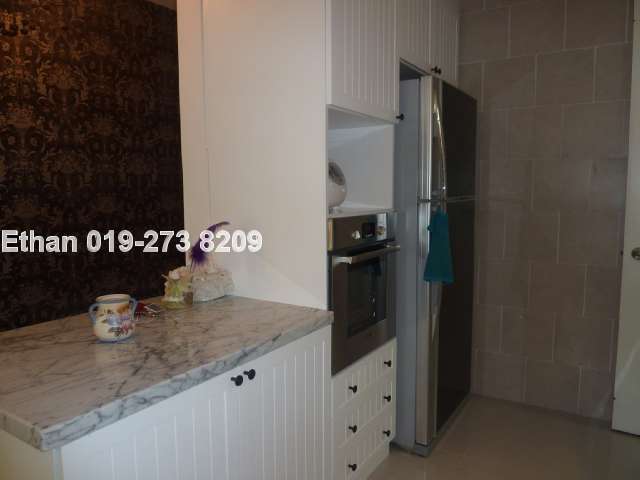dry kitchen