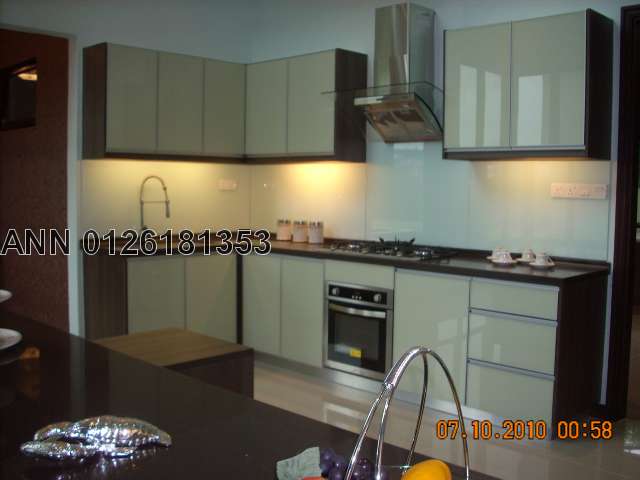 dry kitchen