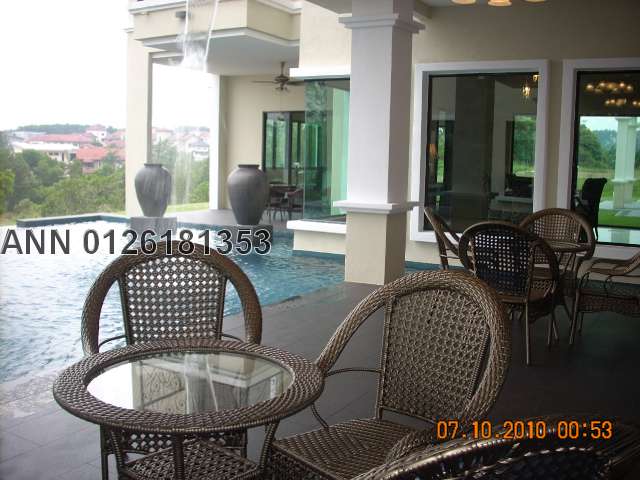 Swimming pool lounge area