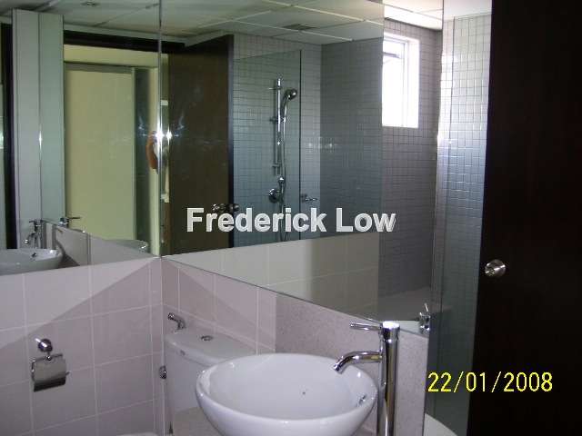 Guest Washroom