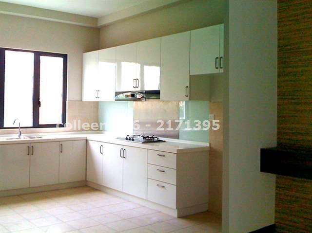 Built in kitchen cabinet