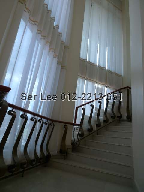 SPIRAL STAIRSWAY