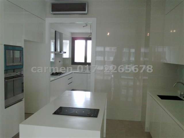 dry kitchen