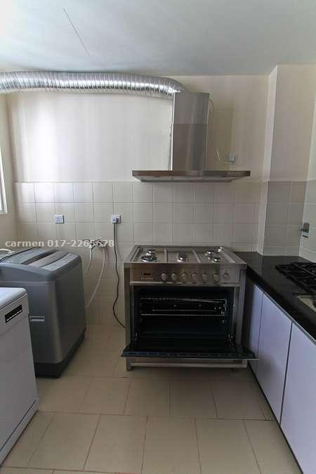 wet kitchen