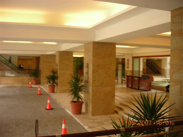 Mezzanine Lobby