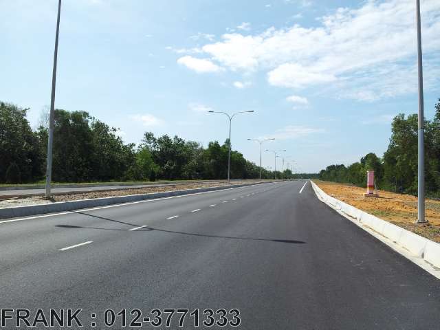 NEWLY COMPLETED DUAL CARRIAGEWAY ROAD