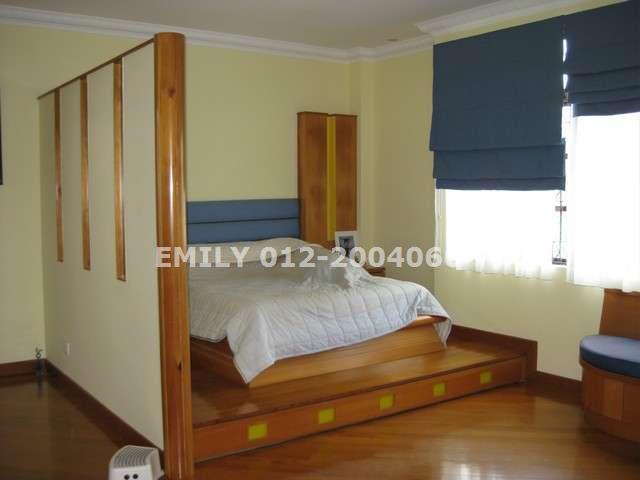 1st Floor bedroom
