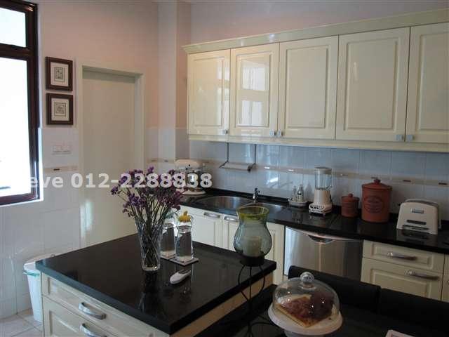 kitchen 3