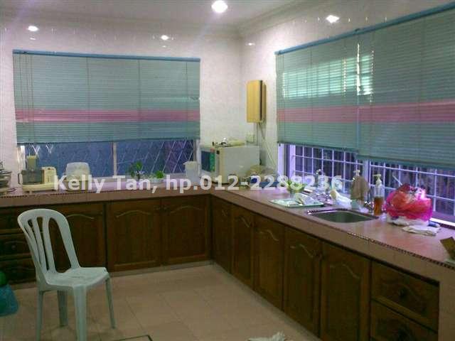 Dry kitchen