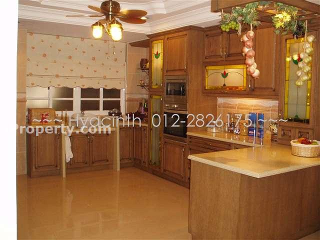 Dry Kitchen