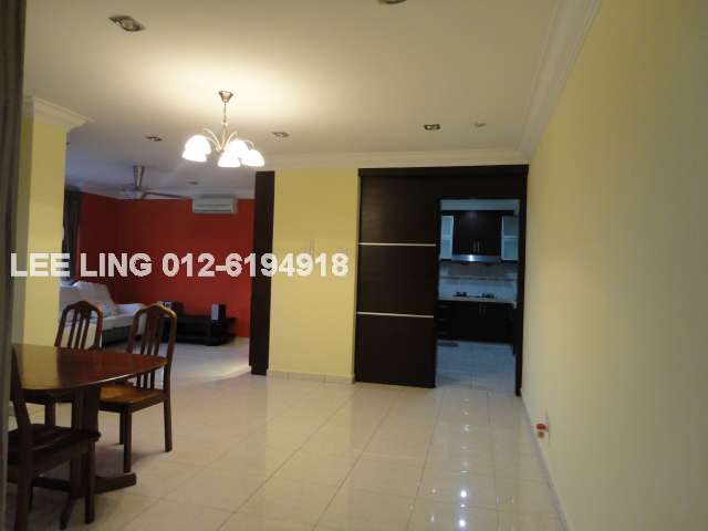 view fr bedrooms to kitchen