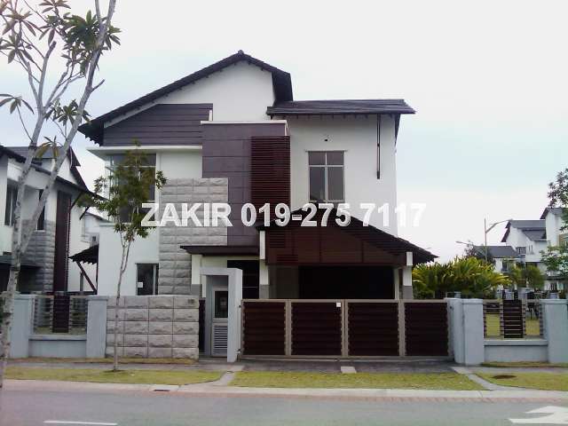 State-of-the-art front facade