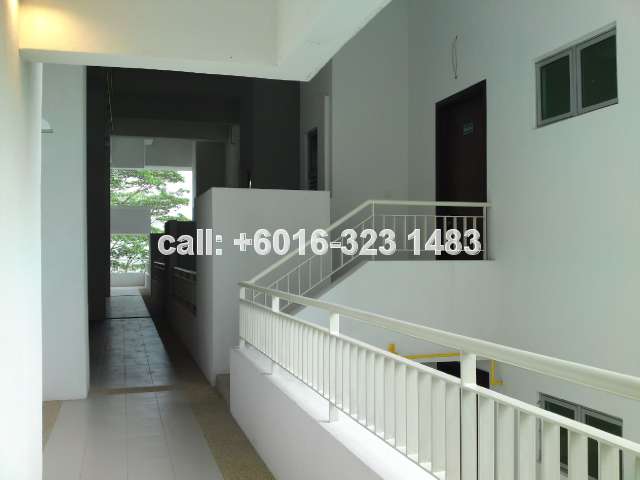 Riana Green East