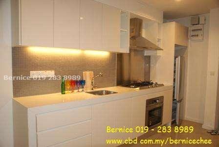 Build-in kitchen cabinet