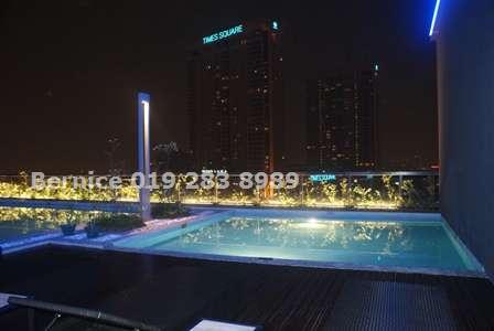 Landscaped garden on sky terrace