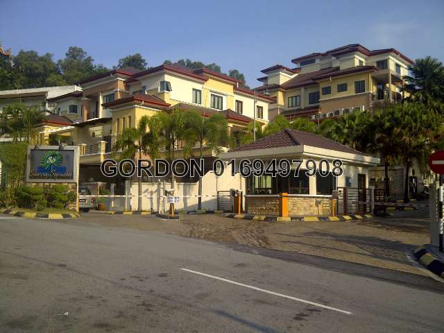 MAIN ENTRANCE GUARDHOUSE
