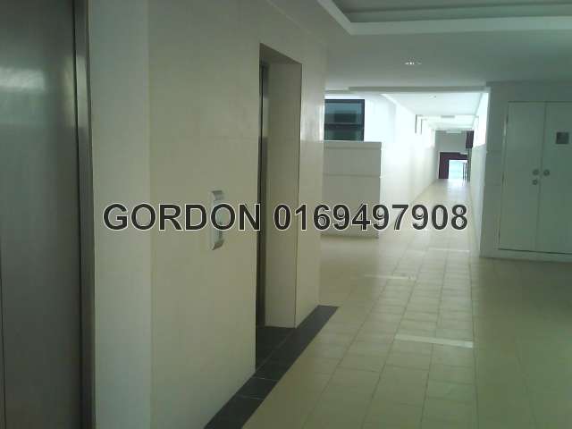 LIFT CORRIDOR