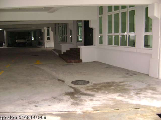 CAR PARK