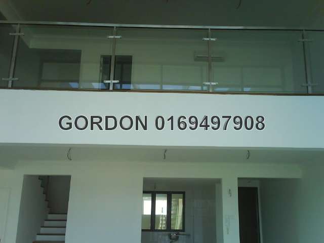 DUPLEX