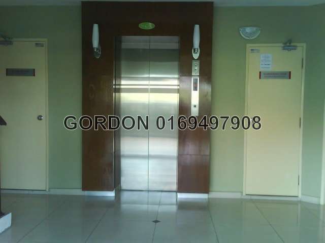 LIFT LOBBY