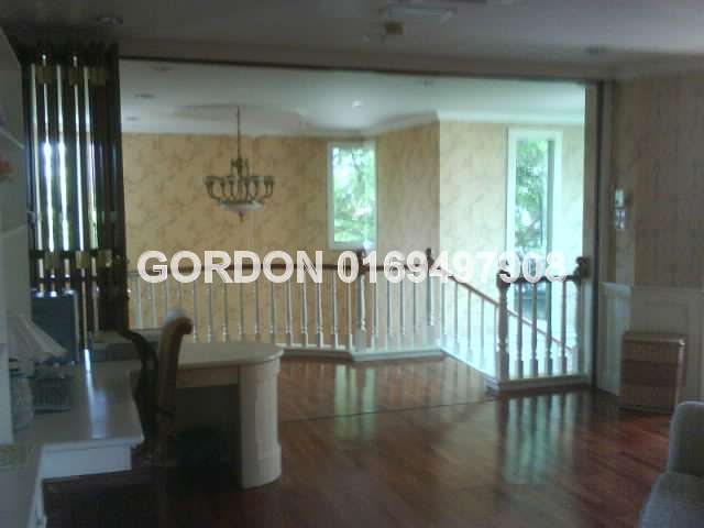 FAMILY AREA