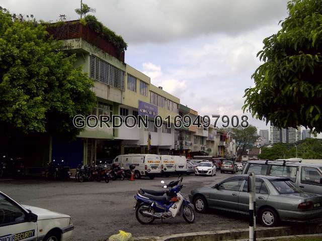 BUKIT DESA SHOPS