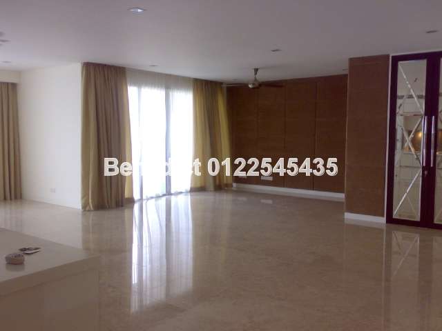 spacious living area