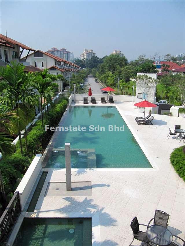 Clubhouse Pool
