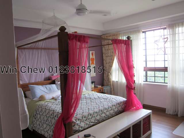 2nd Bedroom