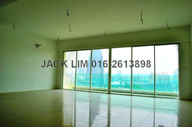 Spacious living area