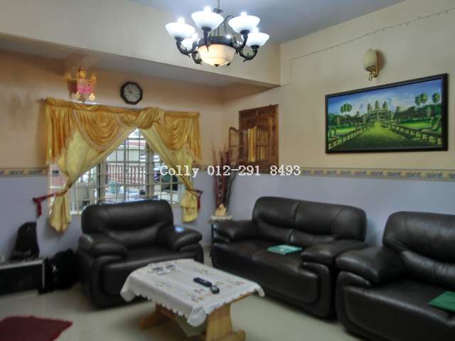 living hall, 2'x2' tiles