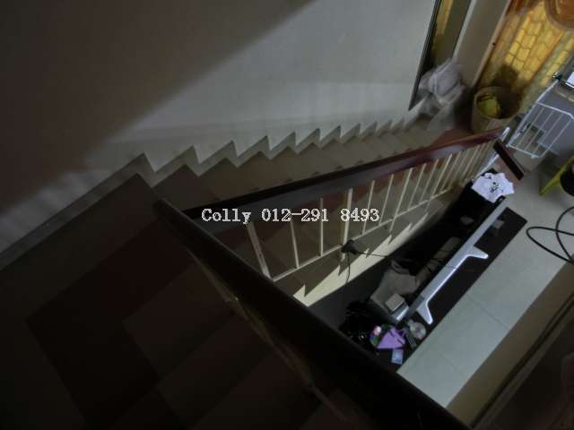 stairs, with tiles