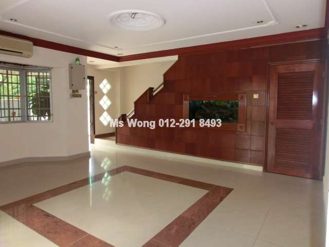 renovated living hall