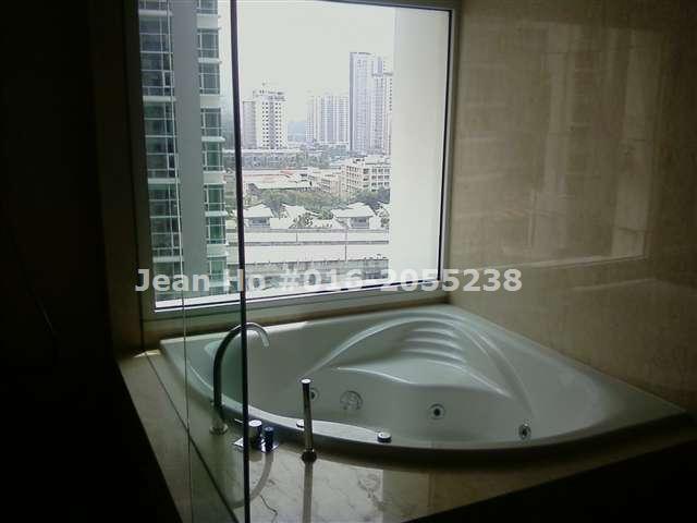 Jacuzzi