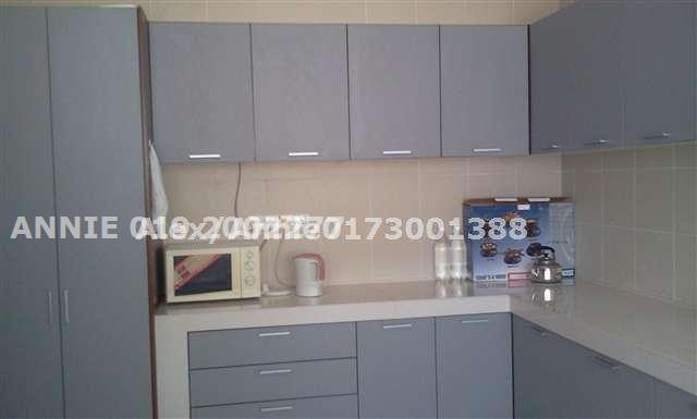 DRY KITCHEN