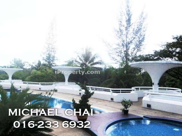 Pool View 2