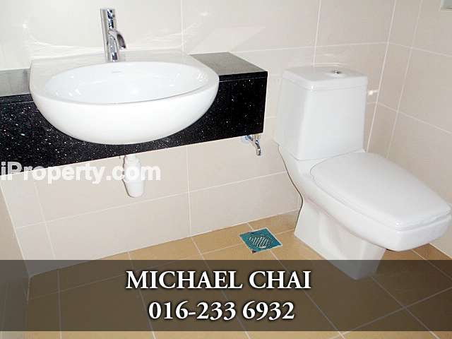 Toilet 1