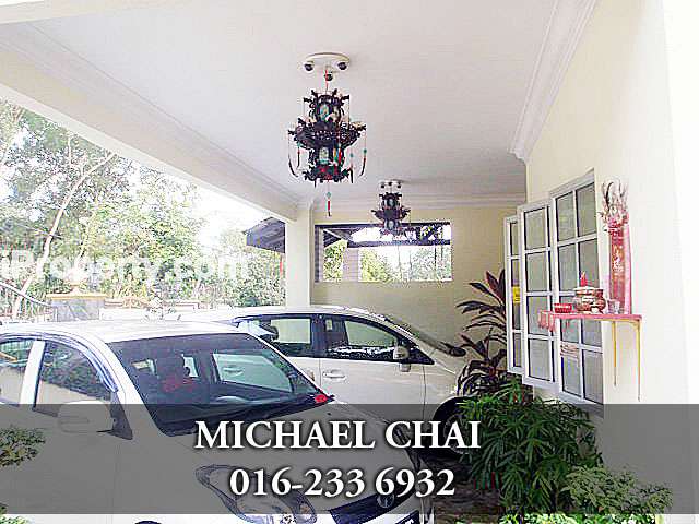 Car Poarch