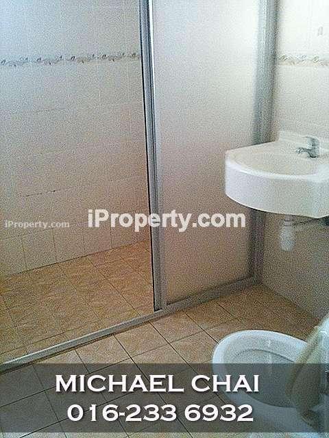 Toilet 1