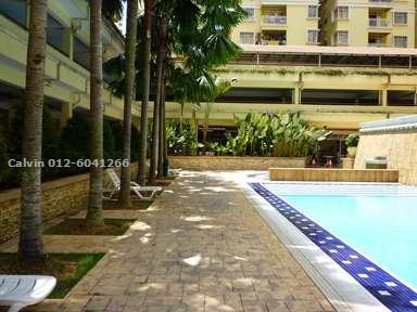 Swimming pool Walkway